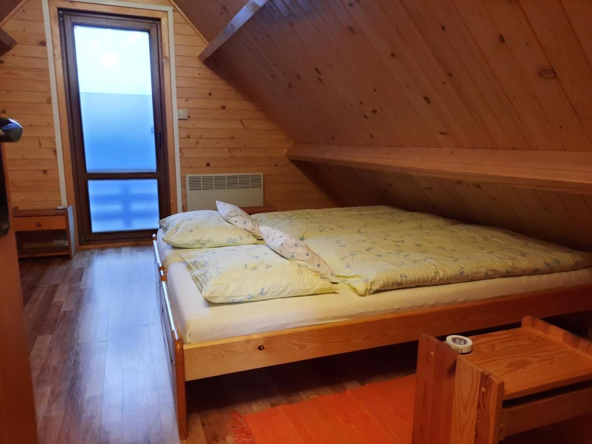 Domcek U Hanov Liptovský Mikuláš Exteriör bild