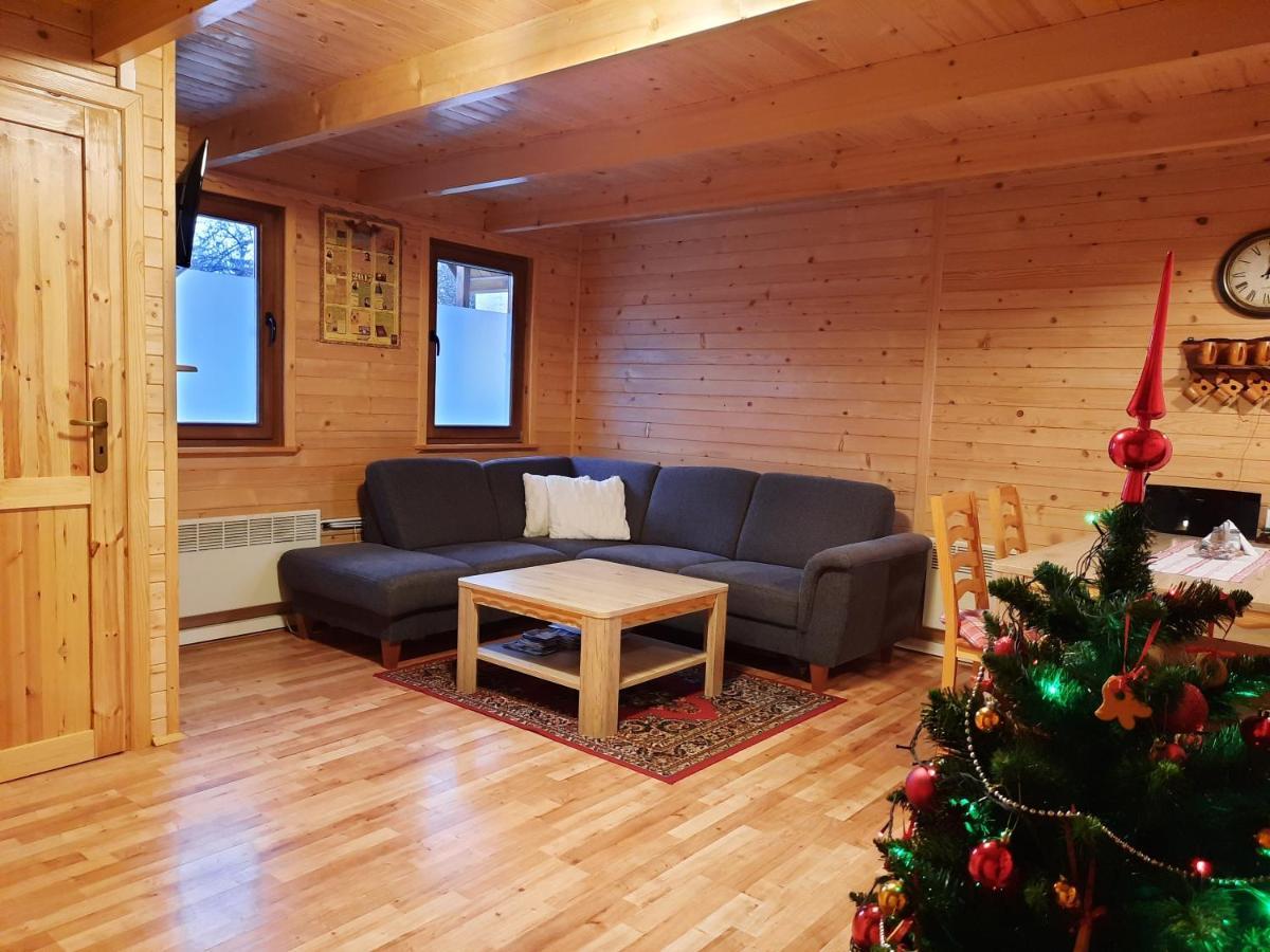 Domcek U Hanov Liptovský Mikuláš Exteriör bild