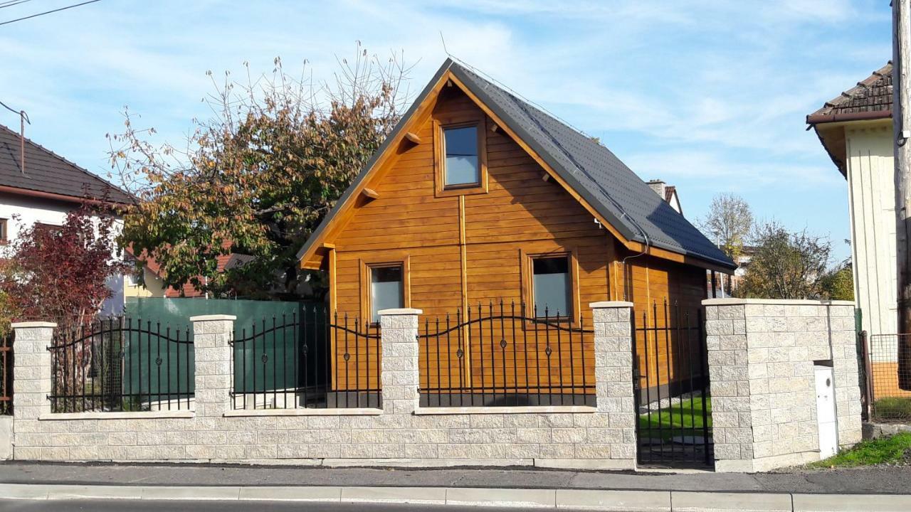 Domcek U Hanov Liptovský Mikuláš Exteriör bild